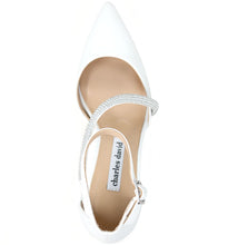 ADORN PUMP