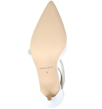 ADORN PUMP
