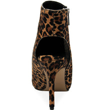 Natural Leopard